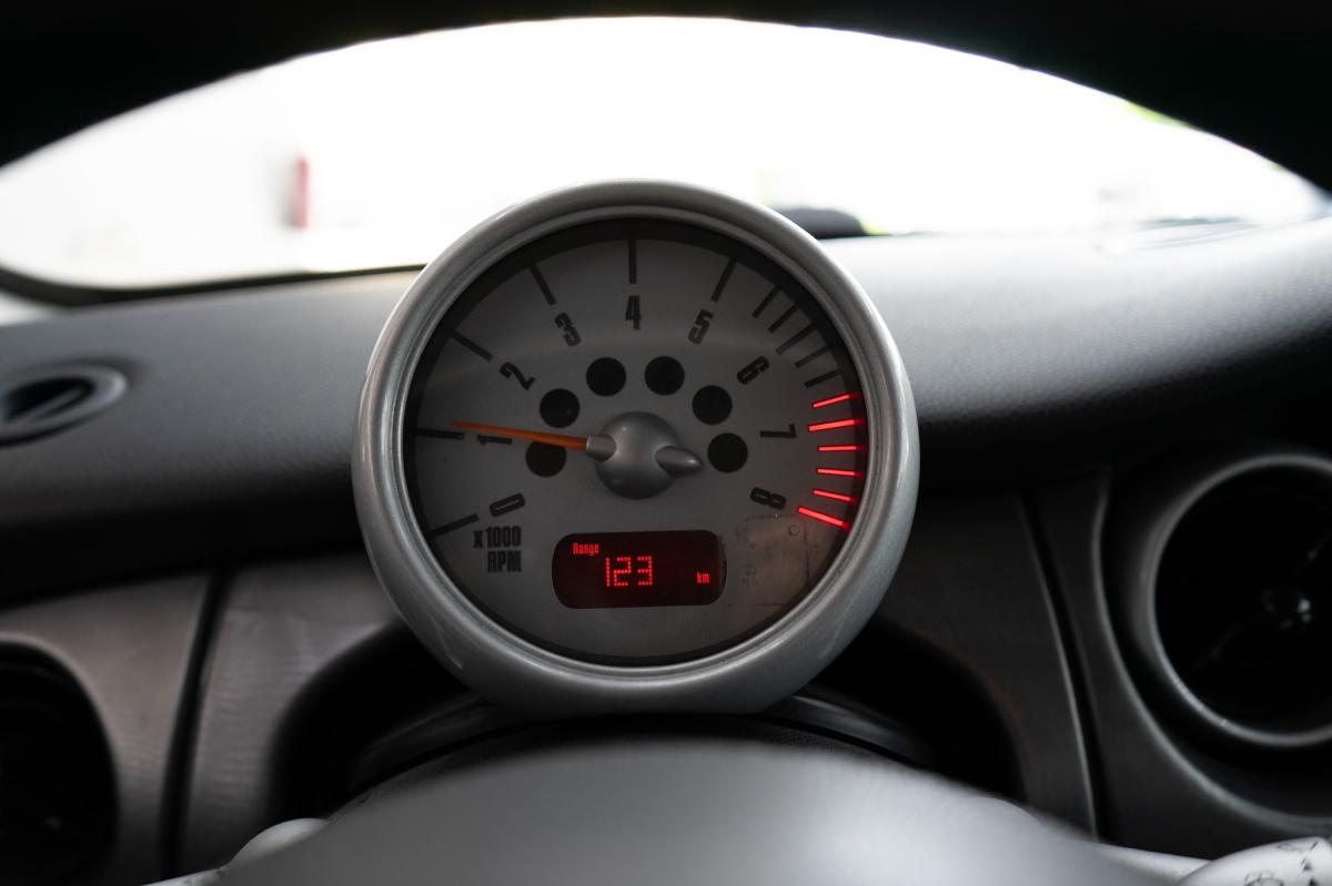mini-cooper-2002-gasolina-1598cc