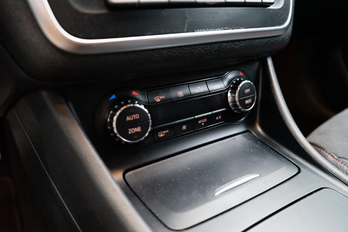 mercedes-benz-gla-2015-diesel-2143cc