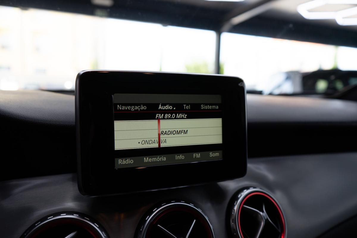 mercedes-benz-gla-2015-diesel-2143cc