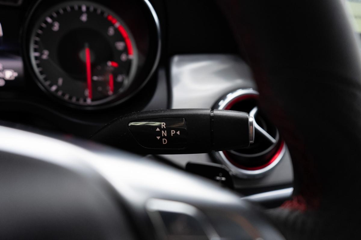 mercedes-benz-gla-2015-diesel-2143cc