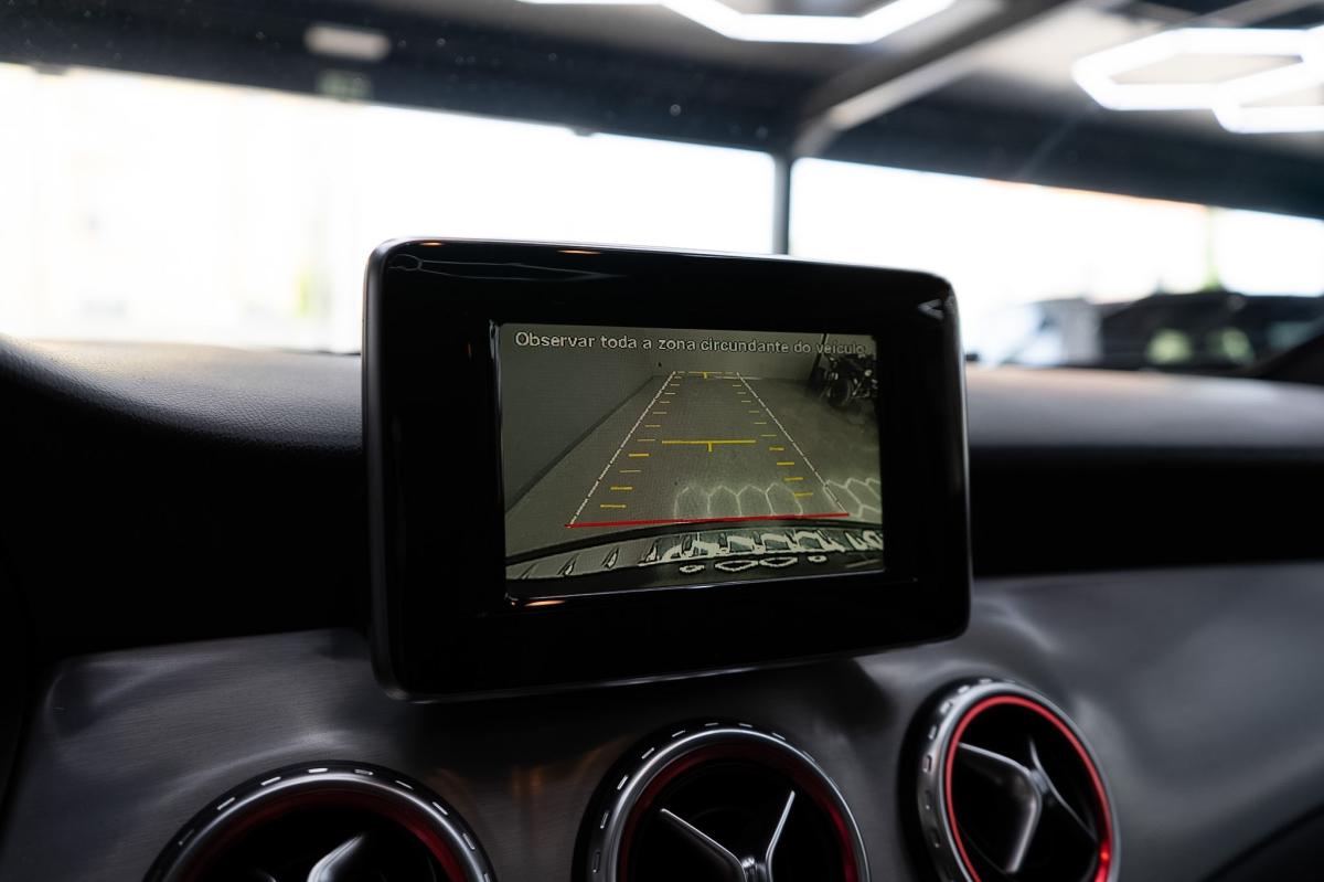 mercedes-benz-gla-2015-diesel-2143cc
