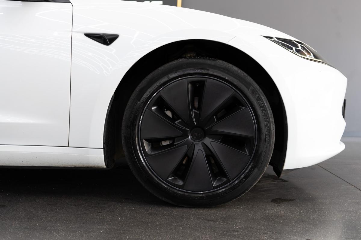 tesla-model-3-2024-eletrico-500cc