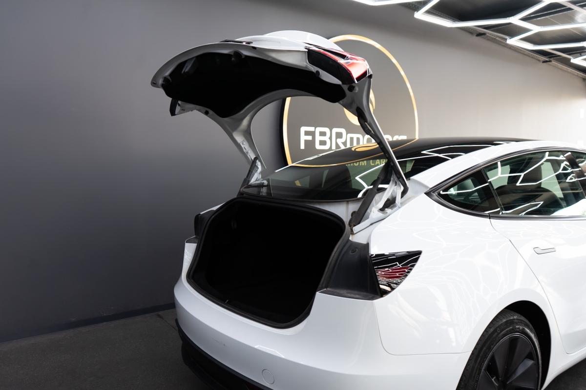 tesla-model-3-2024-eletrico-500cc