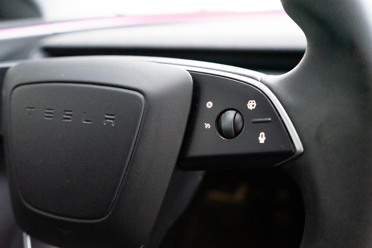 tesla-model-3-2024-eletrico-500cc