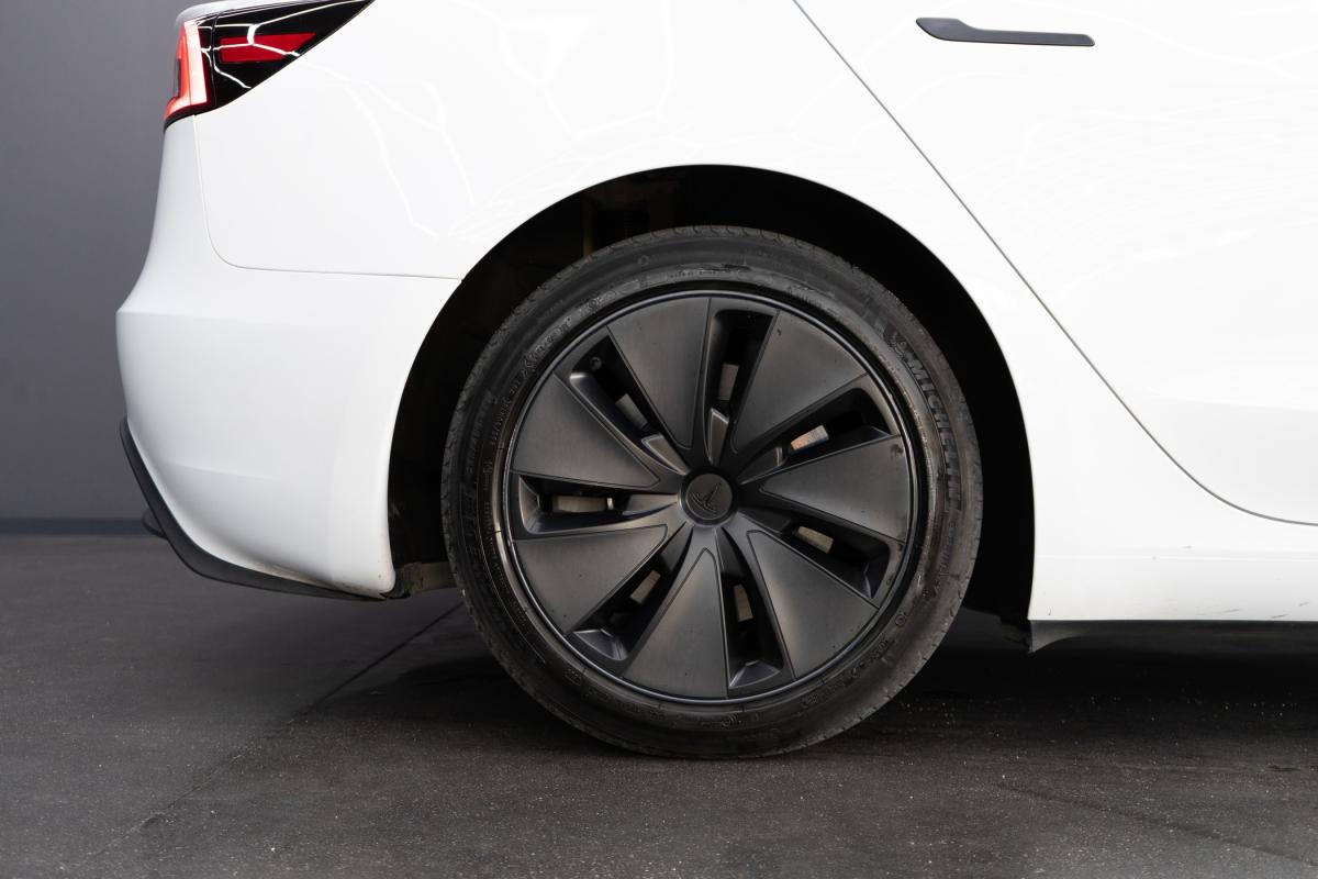 tesla-model-3-2024-eletrico-500cc