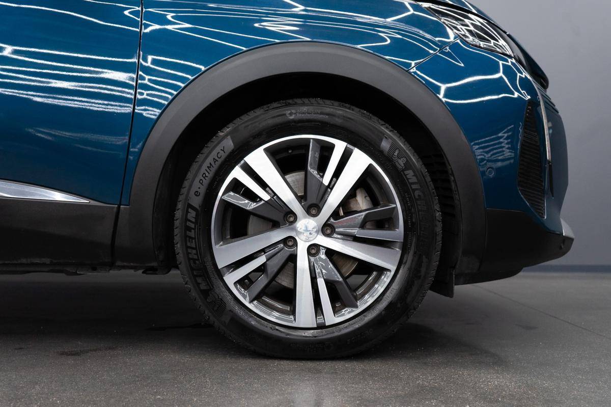 peugeot-3008-2022-hibrido-a-gasolina-1598cc