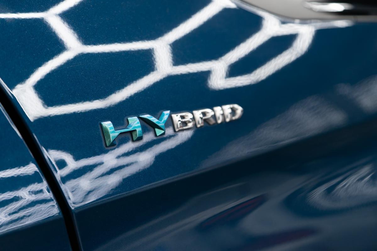 peugeot-3008-2022-hibrido-a-gasolina-1598cc