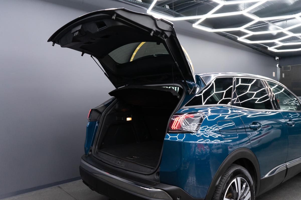 peugeot-3008-2022-hibrido-a-gasolina-1598cc
