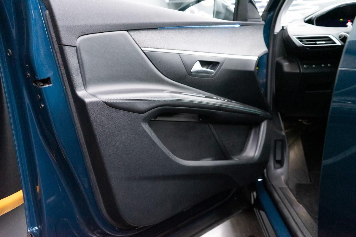 peugeot-3008-2022-hibrido-a-gasolina-1598cc