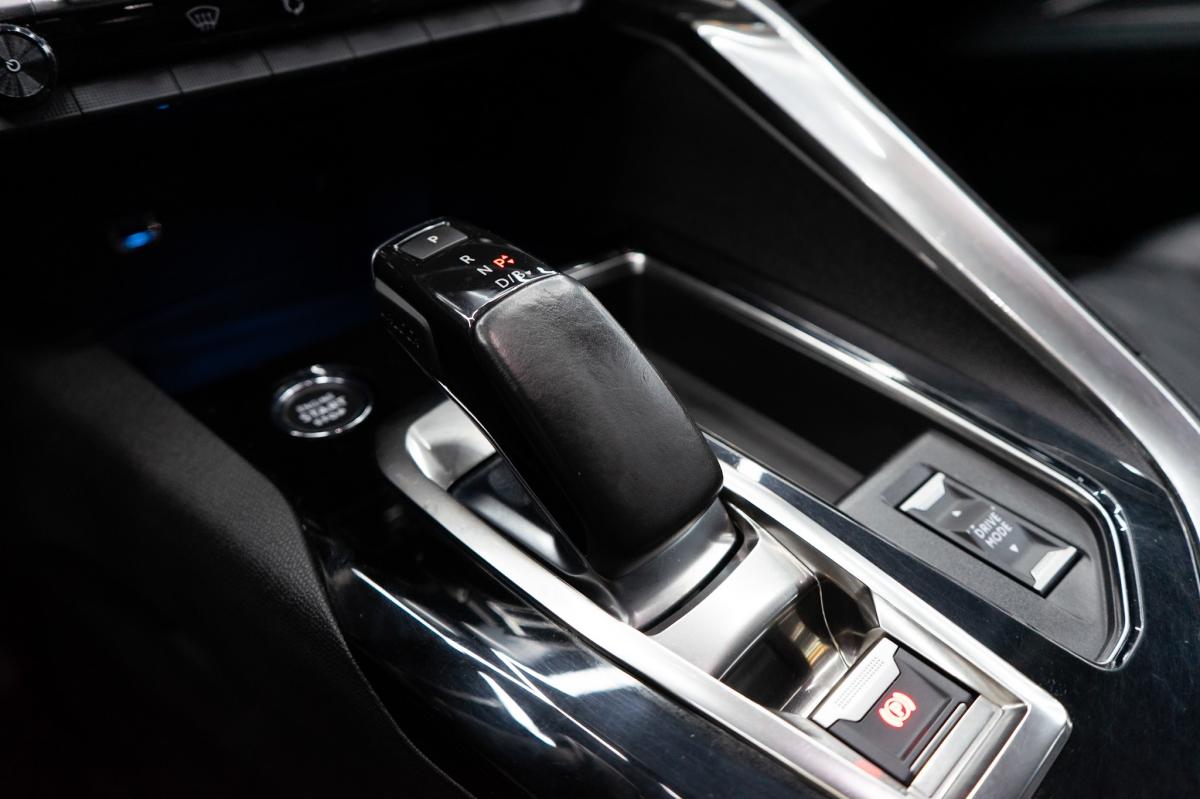 peugeot-3008-2022-hibrido-a-gasolina-1598cc