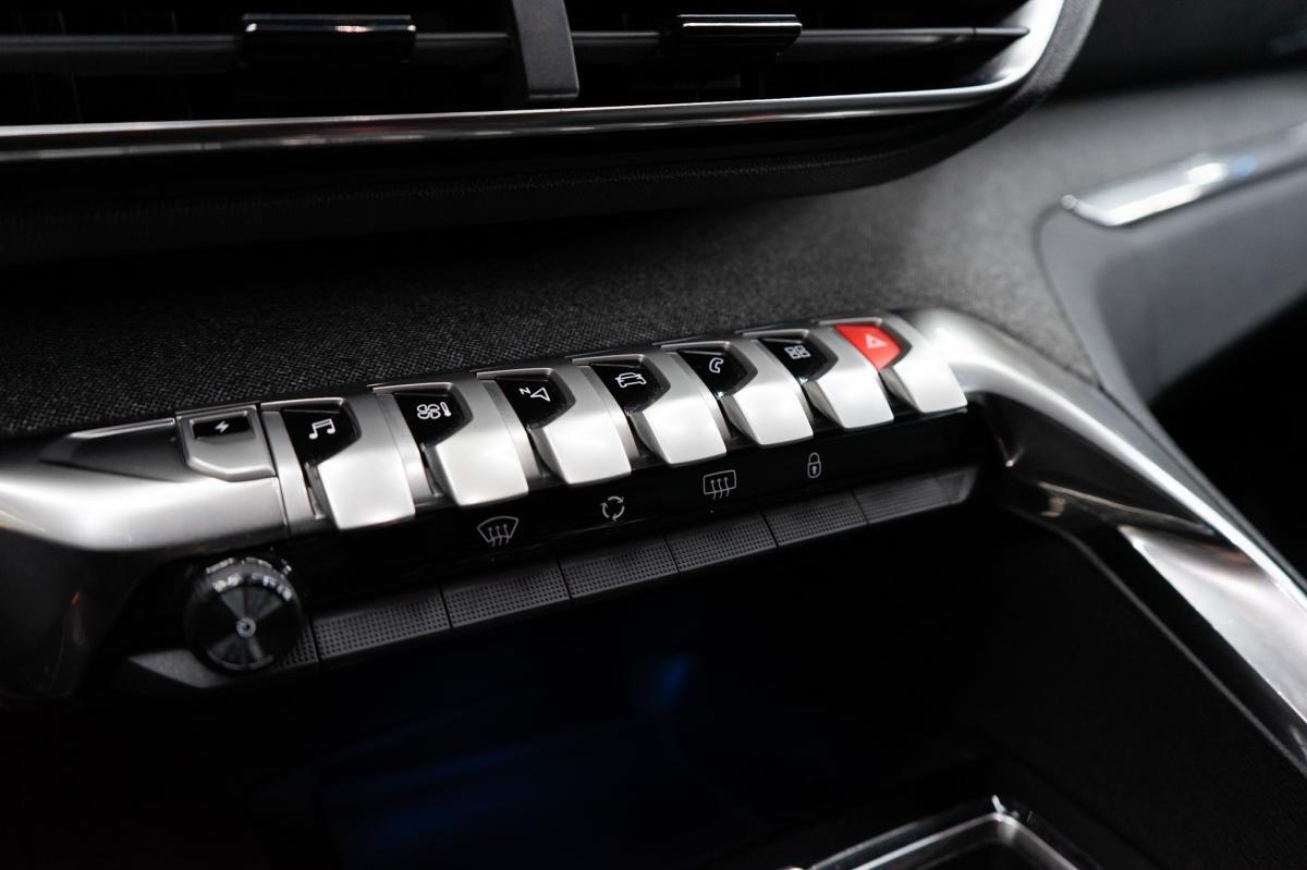 peugeot-3008-2022-hibrido-a-gasolina-1598cc