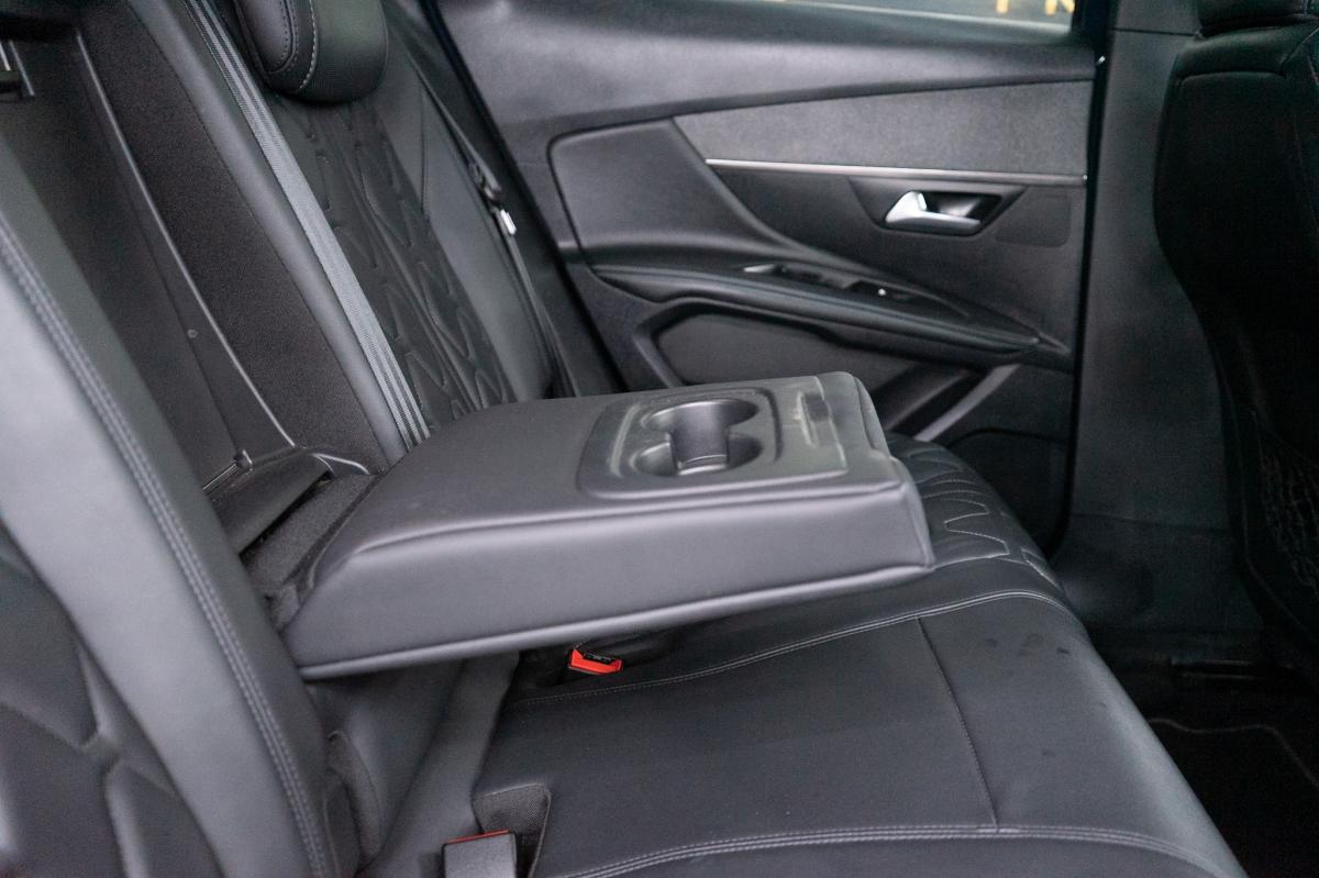 peugeot-3008-2022-hibrido-a-gasolina-1598cc