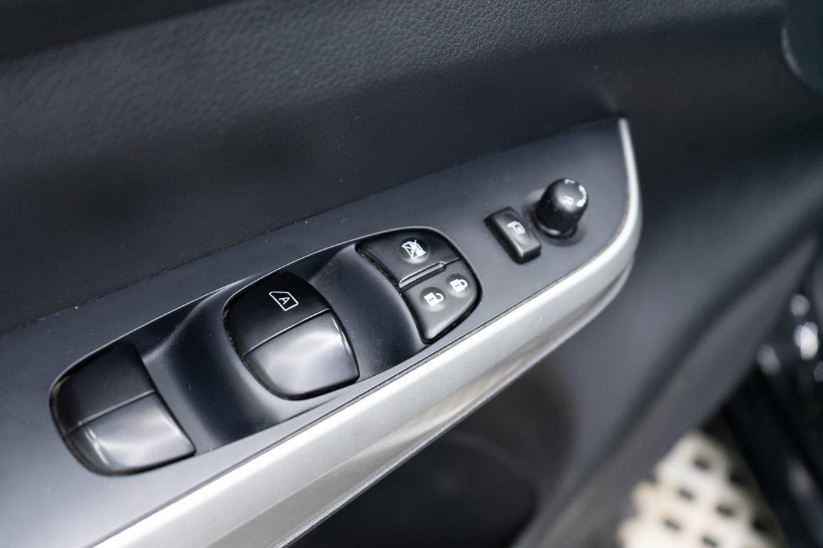 nissan-navara-2021-diesel-2298cc