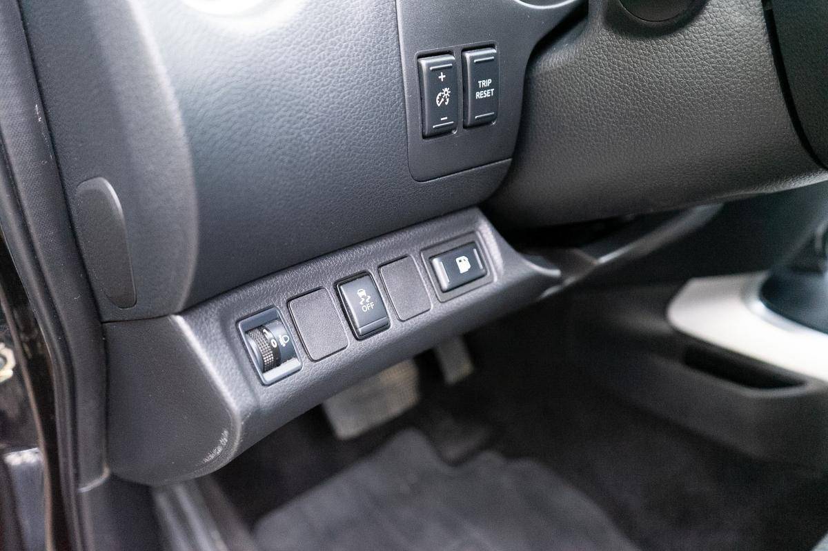 nissan-navara-2021-diesel-2298cc