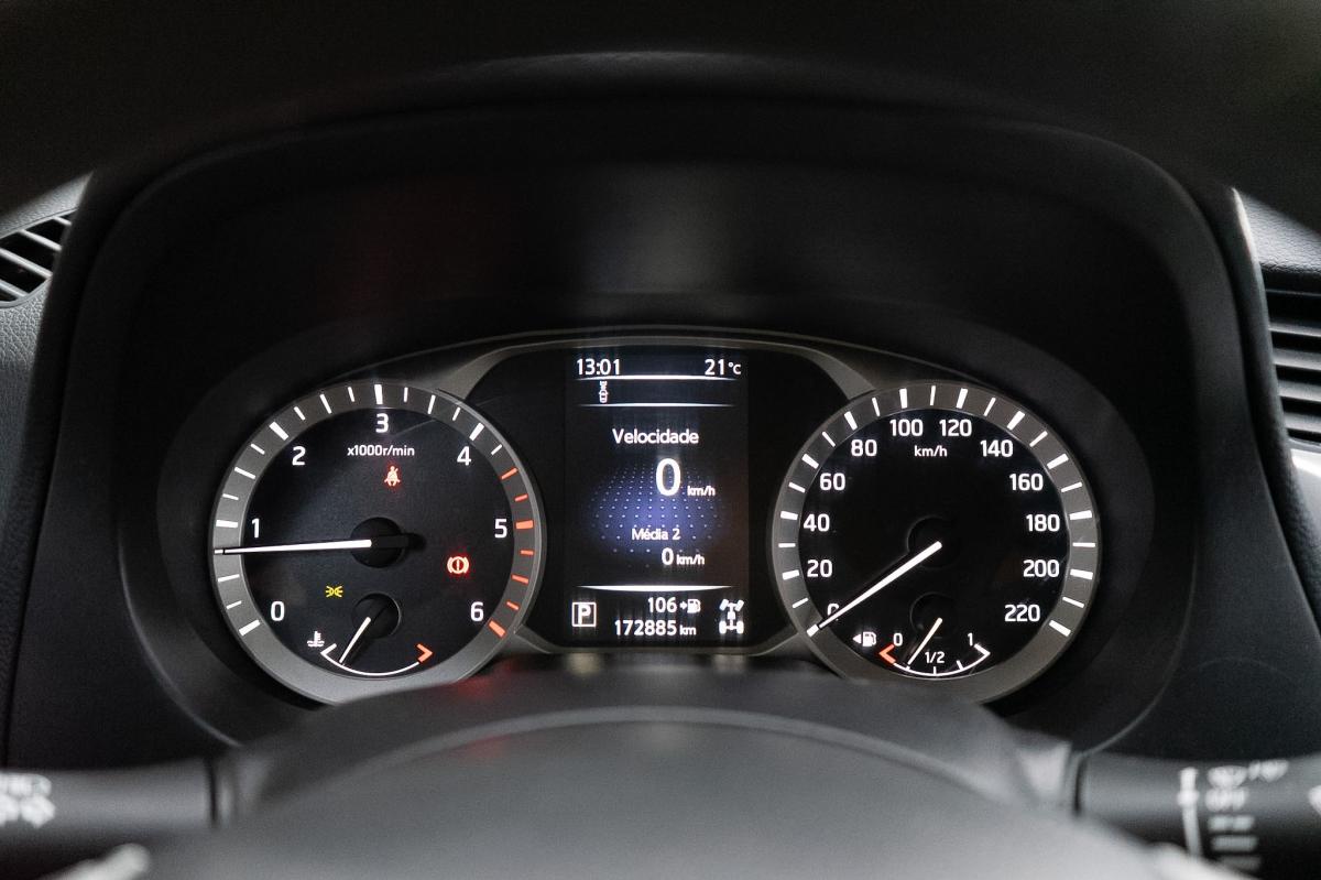 nissan-navara-2021-diesel-2298cc