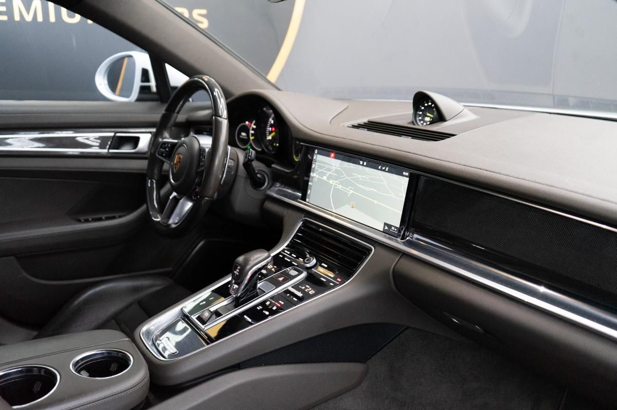 porsche-panamera-sport-turismo-2018-hibrido-a-gasolina-2894cc