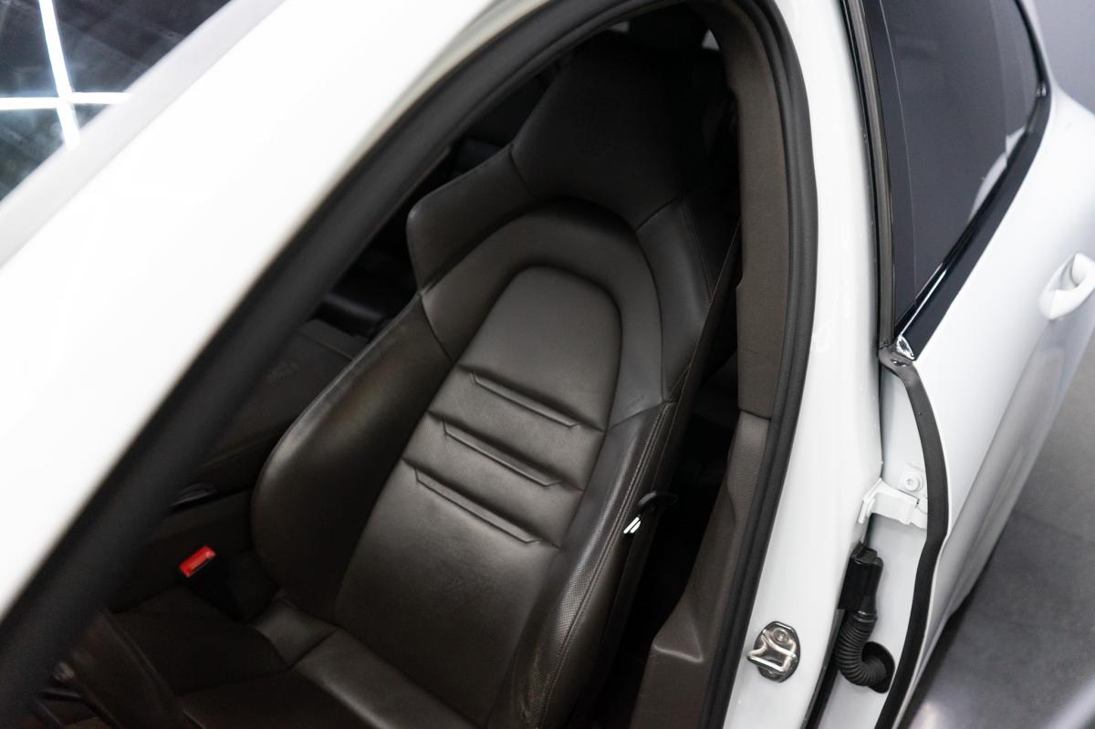 porsche-panamera-sport-turismo-2018-hibrido-a-gasolina-2894cc