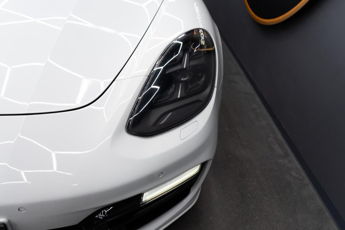 porsche-panamera-sport-turismo-2018-hibrido-a-gasolina-2894cc
