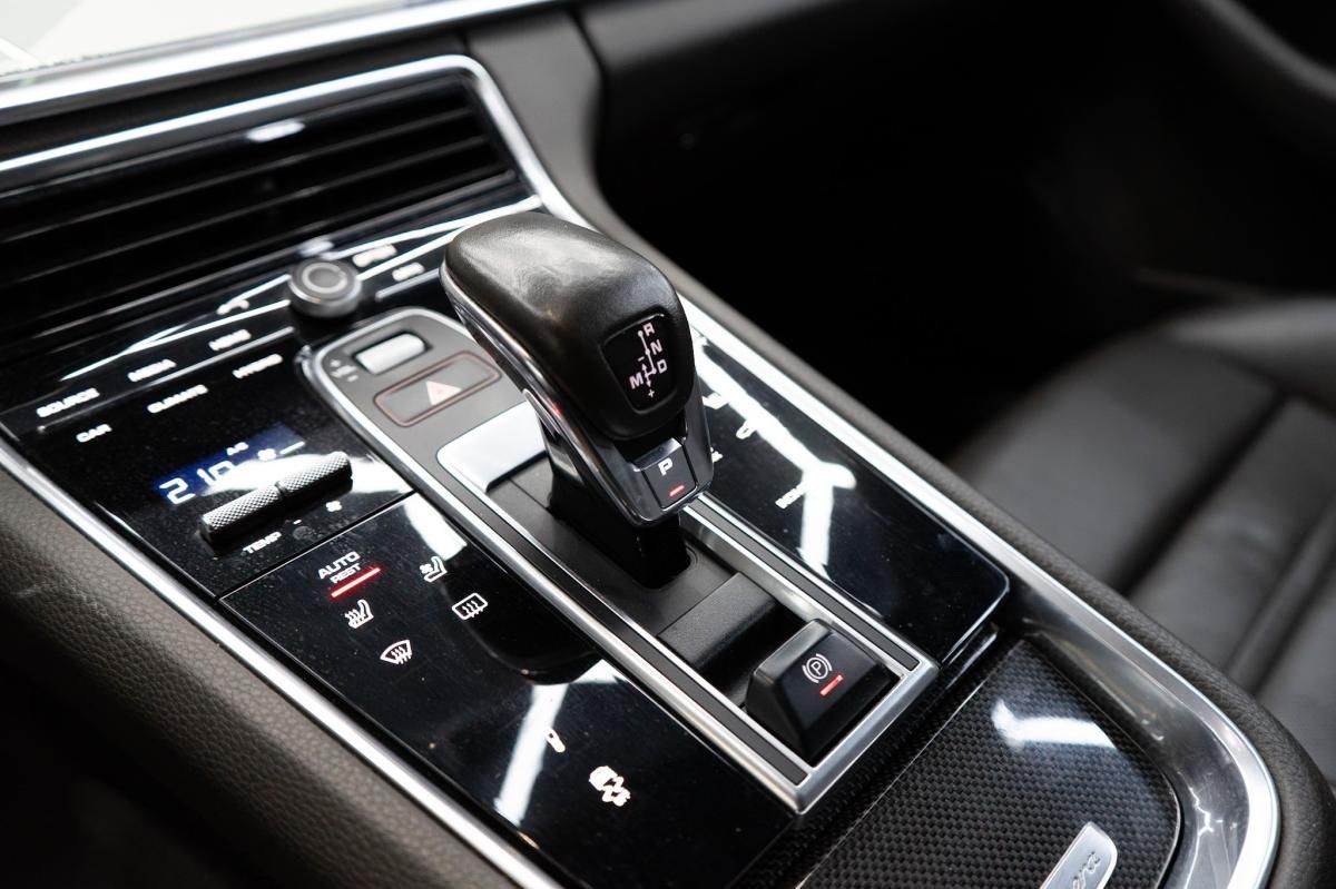 porsche-panamera-sport-turismo-2018-hibrido-a-gasolina-2894cc