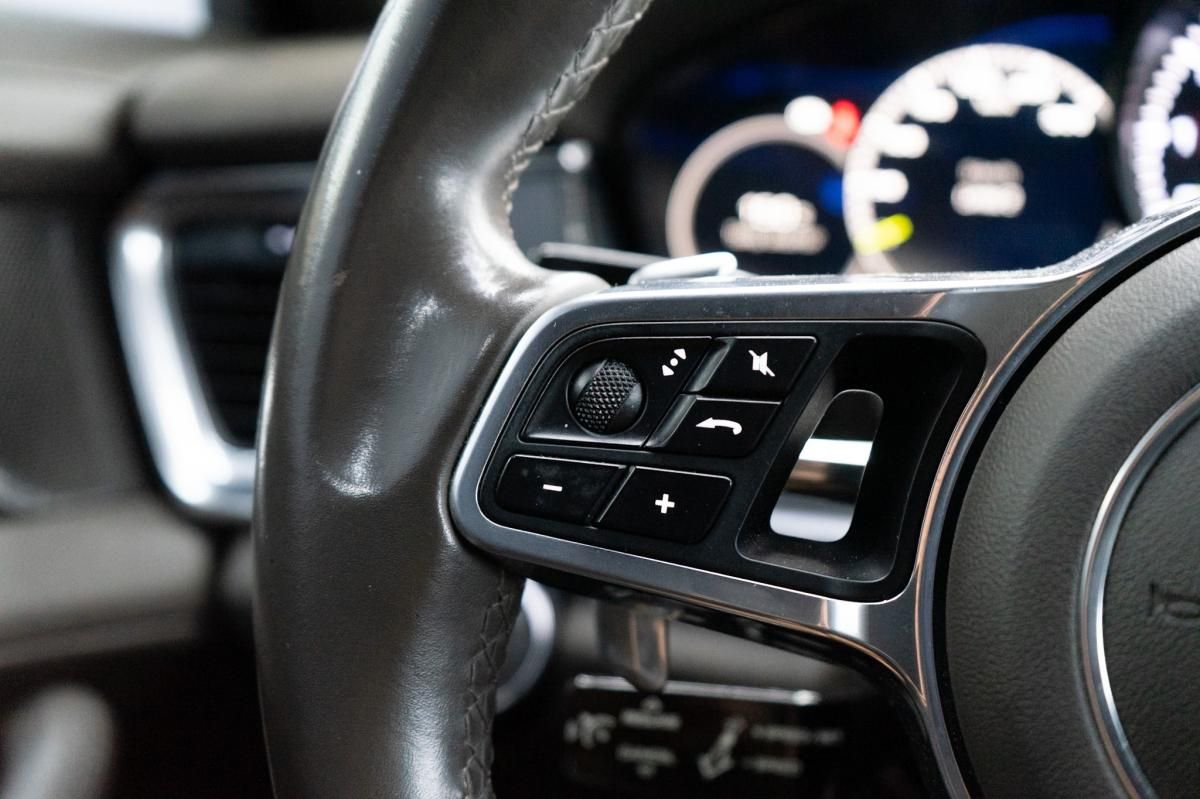 porsche-panamera-sport-turismo-2018-hibrido-a-gasolina-2894cc