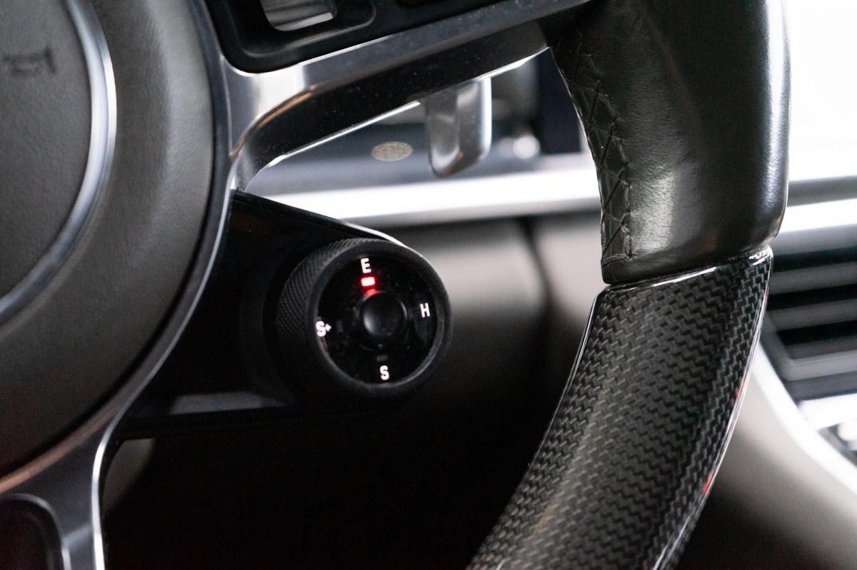 porsche-panamera-sport-turismo-2018-hibrido-a-gasolina-2894cc