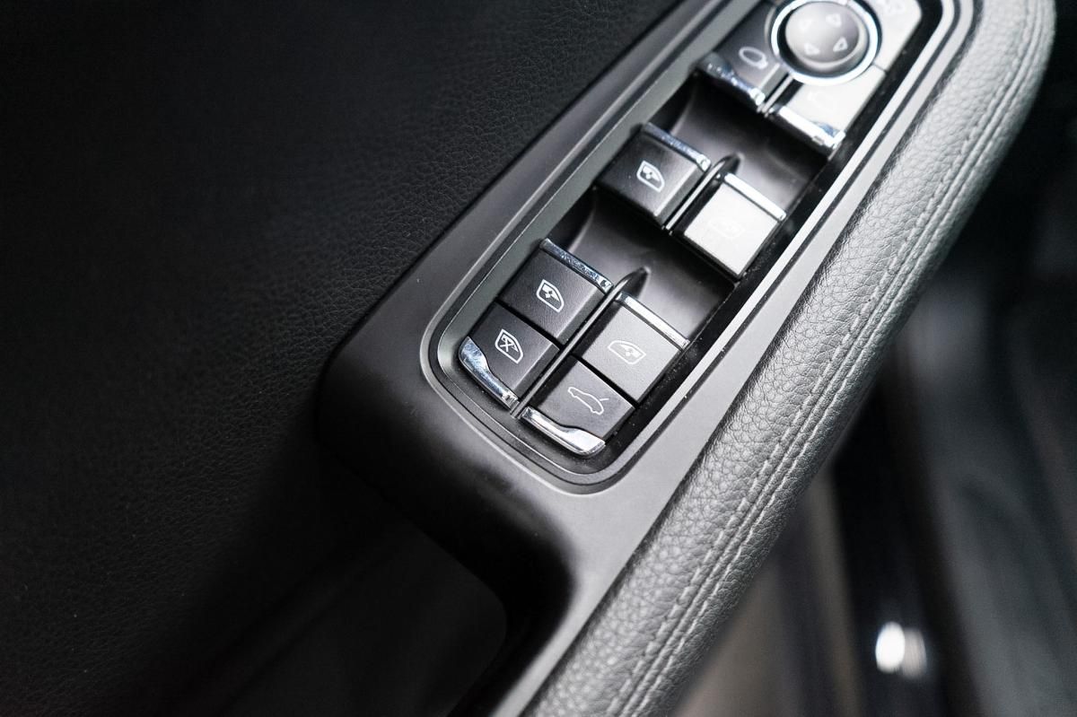 porsche-macan-2020-gasolina-1984cc