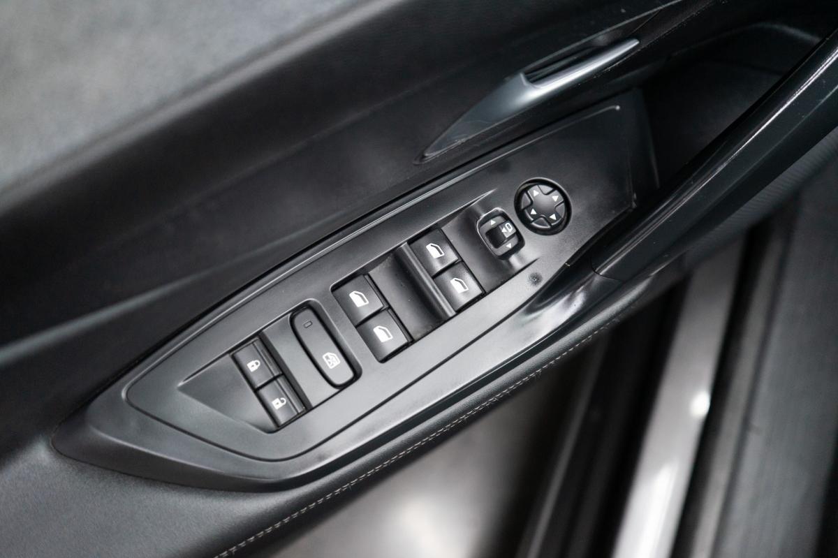 peugeot-308-sw-2022-diesel-1499cc