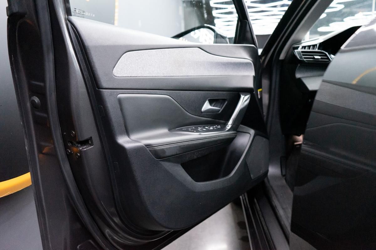 peugeot-308-sw-2022-diesel-1499cc