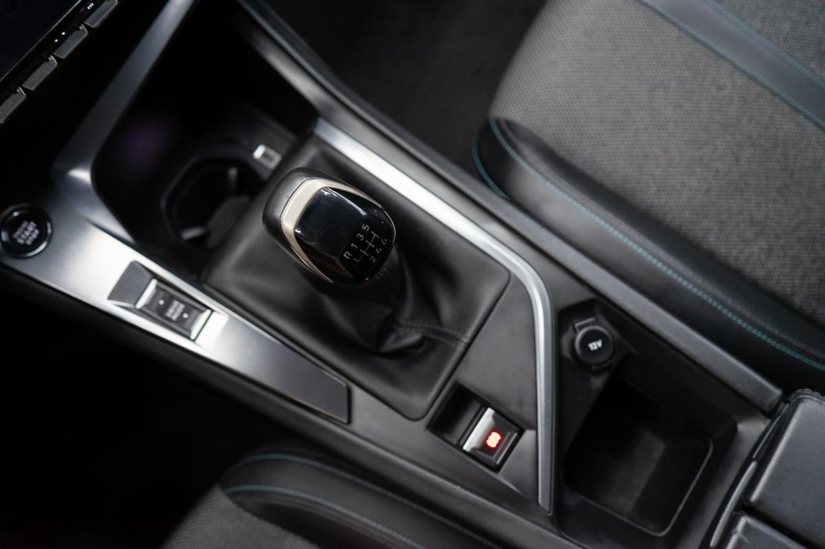 peugeot-308-sw-2022-diesel-1499cc