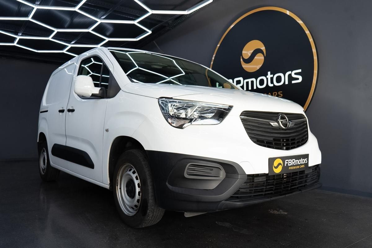 opel-combo-2021-diesel-1499cc
