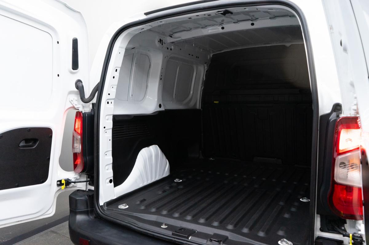 opel-combo-2021-diesel-1499cc