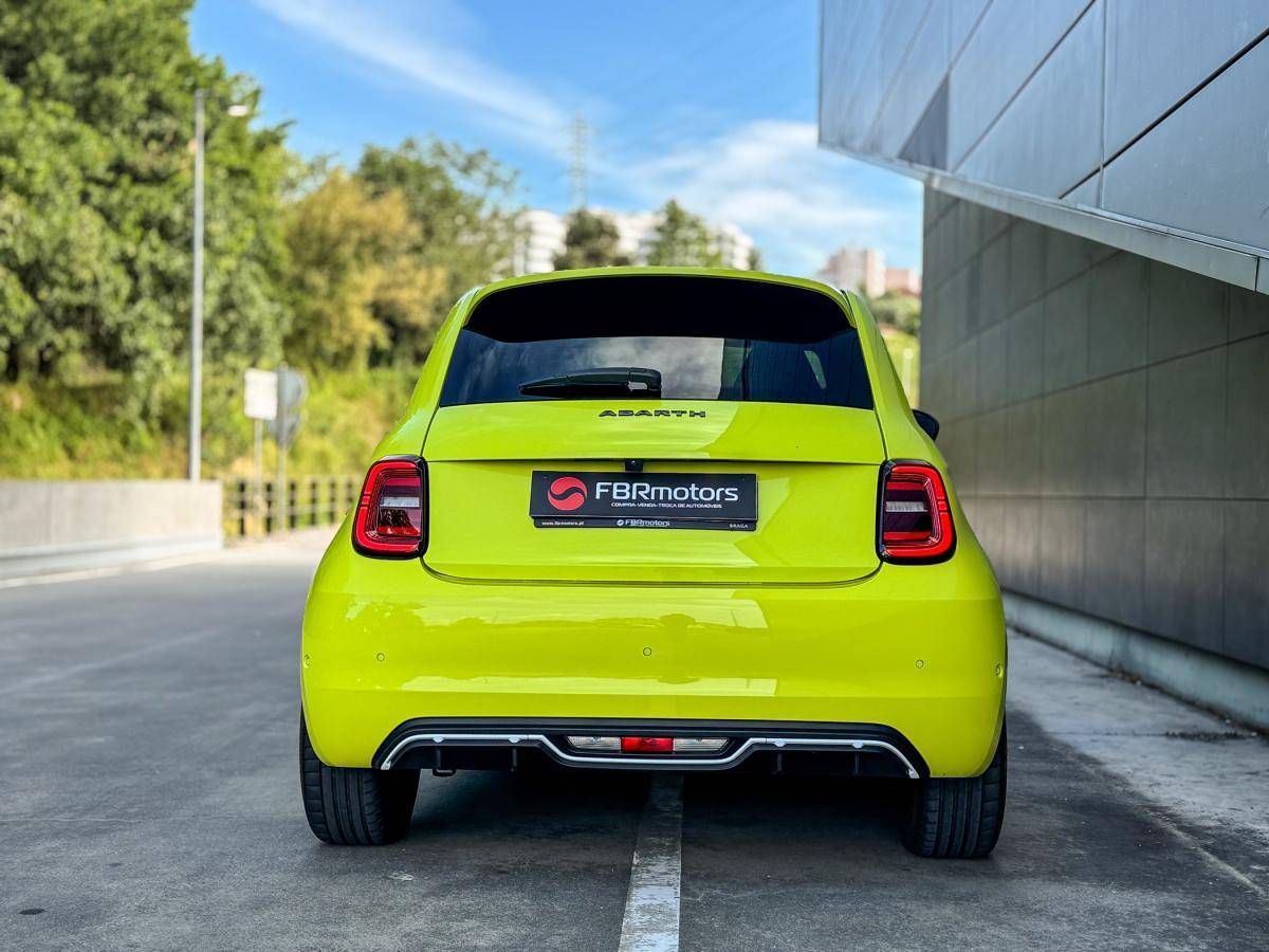 abarth-500-2023-eletrico-510cc