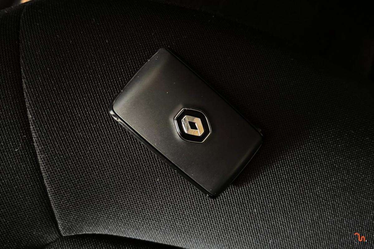 renault-zoe-2020-eletrico-0cc