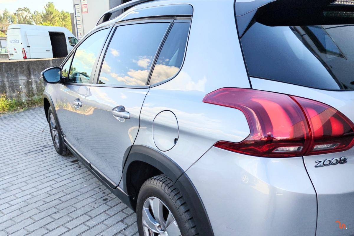 peugeot-2008-2019-gasolina-1199cc