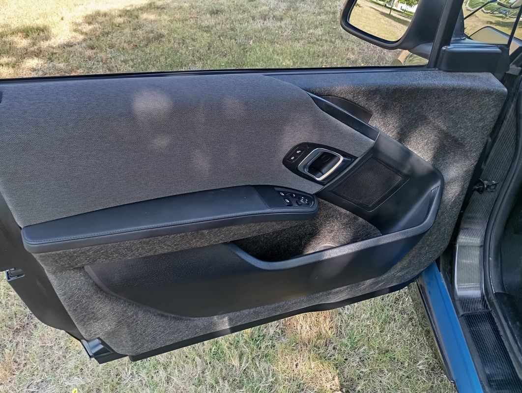 bmw-i3-2019-eletrico-0cc