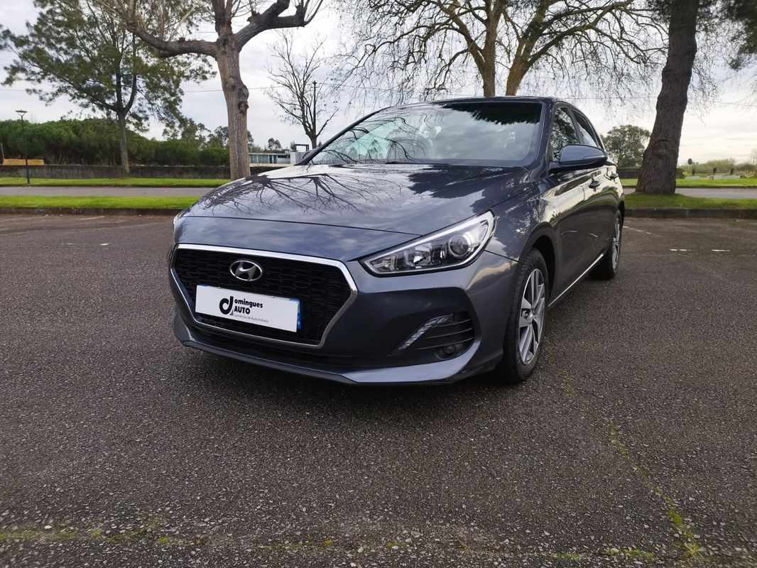 hyundai-i30-2020-diesel-1598cc