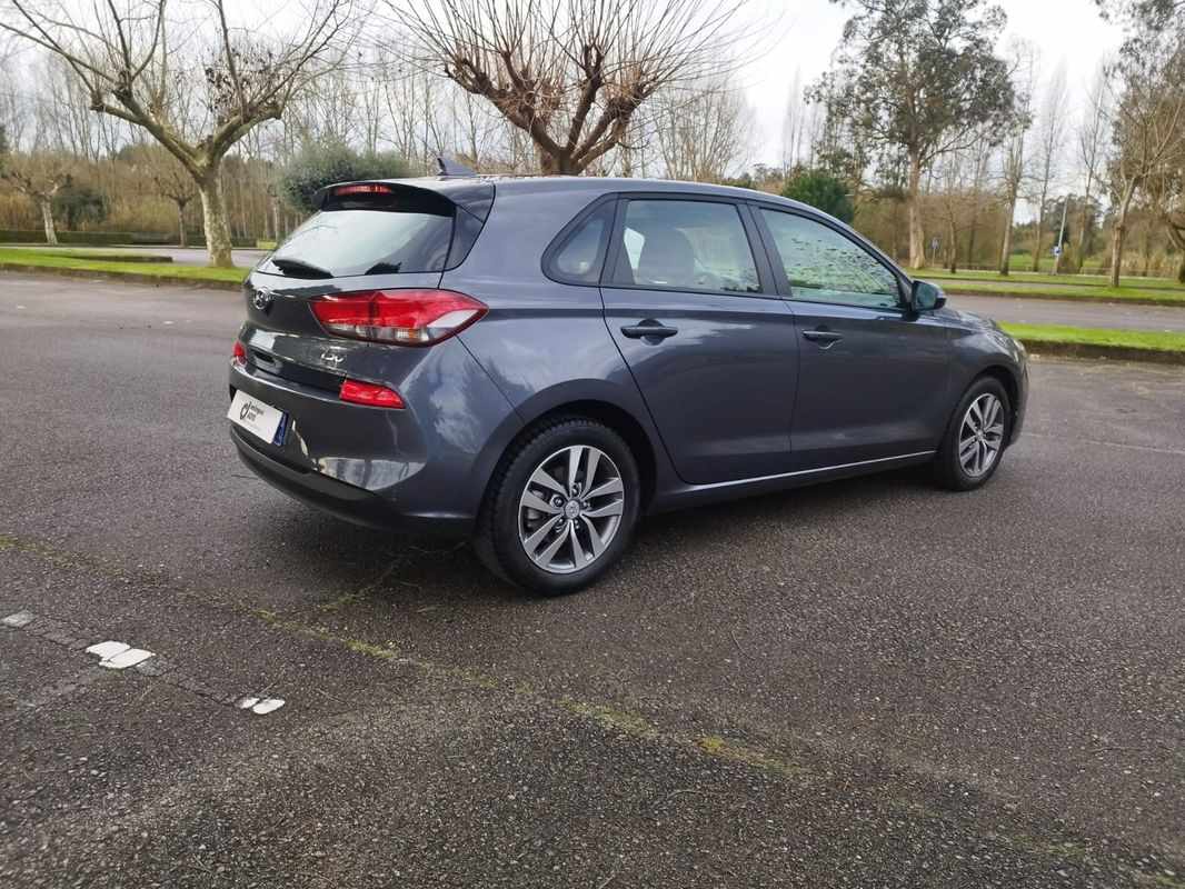 hyundai-i30-2020-diesel-1598cc