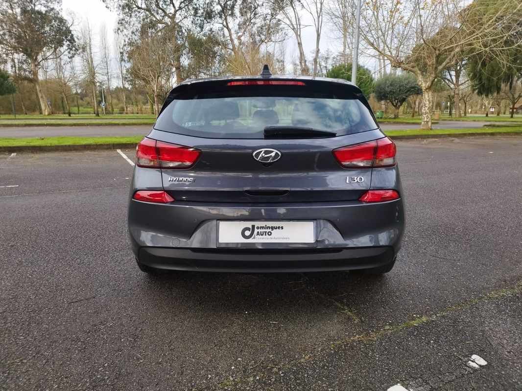 hyundai-i30-2020-diesel-1598cc