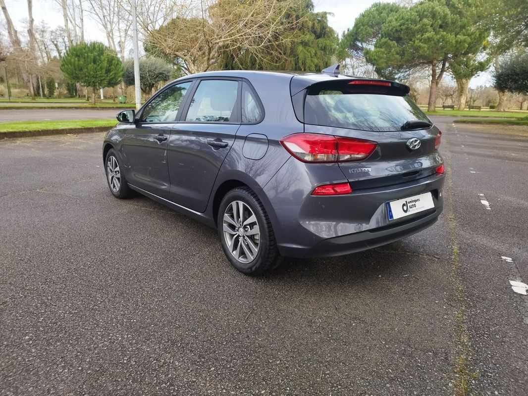 hyundai-i30-2020-diesel-1598cc