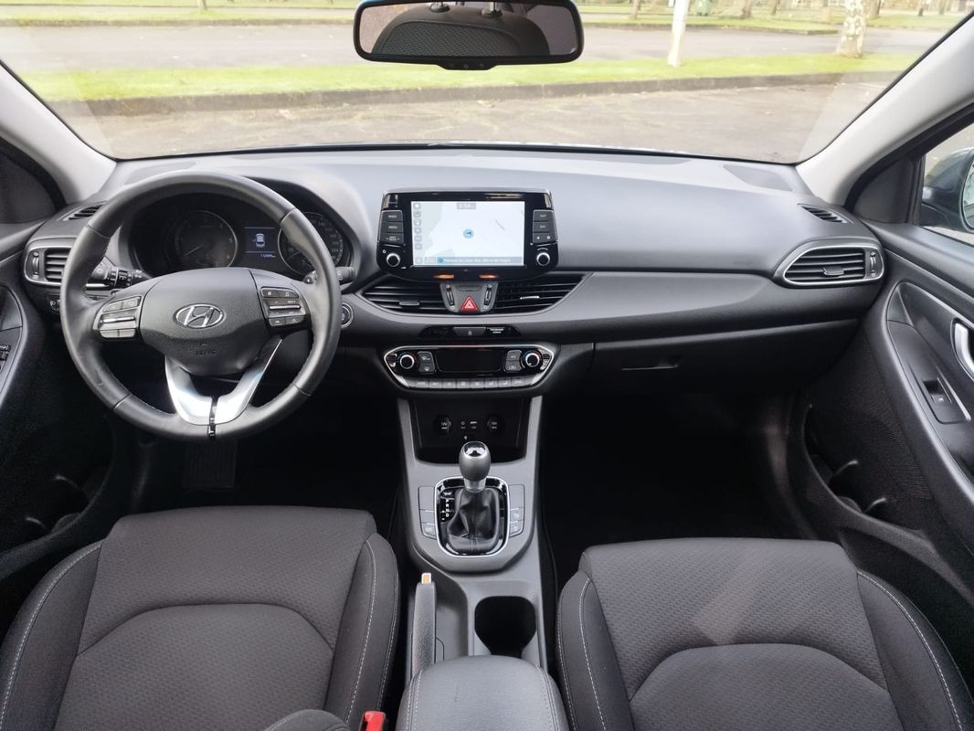 hyundai-i30-2020-diesel-1598cc
