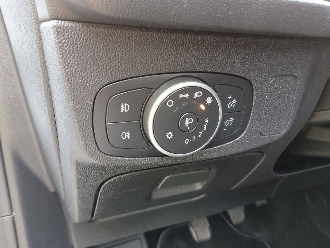 ford-focus-sw-2019-diesel-1499cc