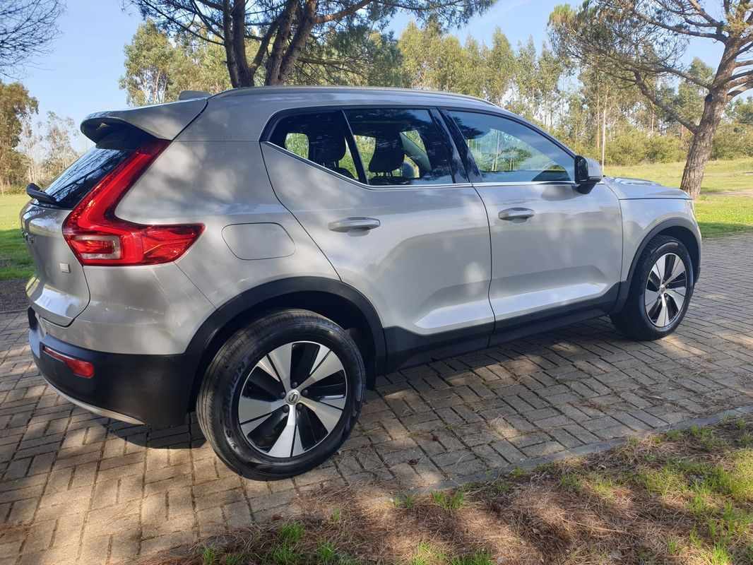 volvo-xc40-2020-hibrido-a-gasolina-1477cc