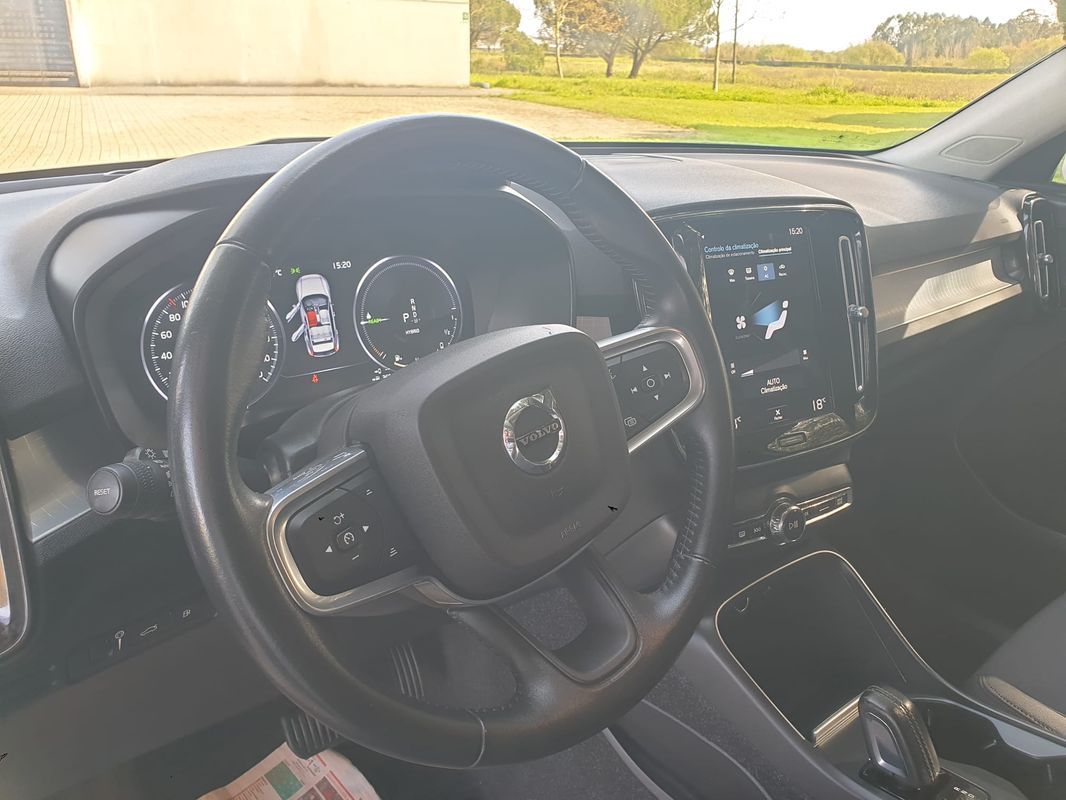 volvo-xc40-2020-hibrido-a-gasolina-1477cc