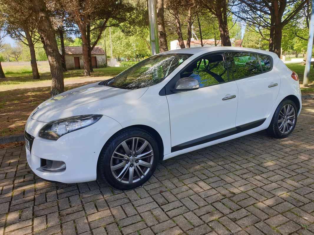 renault-megane-2011-diesel-1461cc