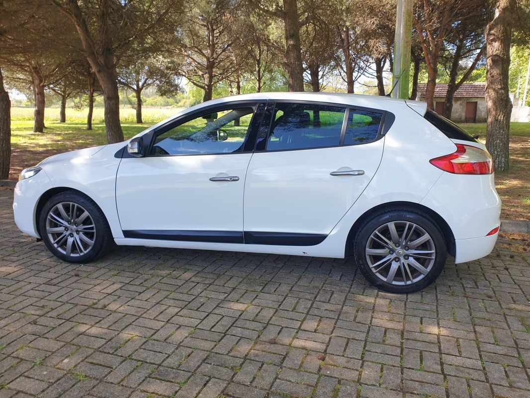 renault-megane-2011-diesel-1461cc