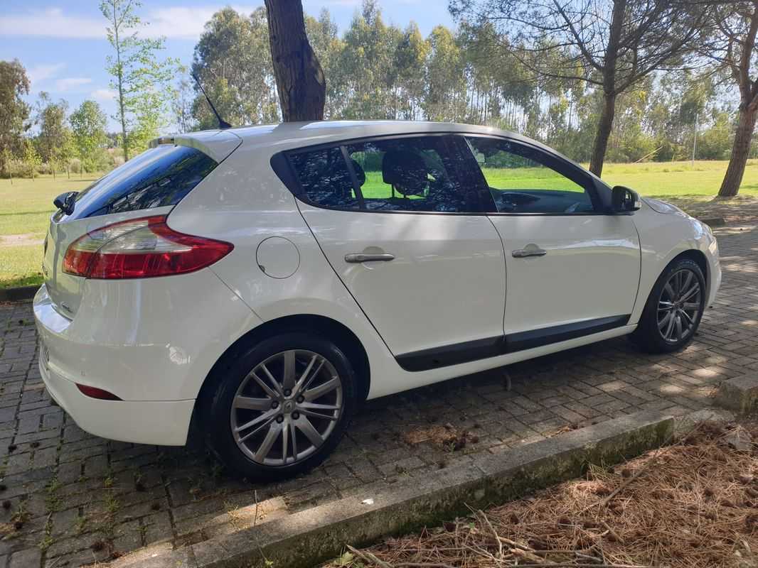 renault-megane-2011-diesel-1461cc