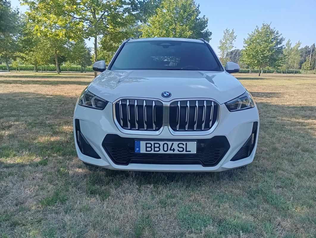 bmw-x1-2023-hibrido-a-gasolina-1499cc