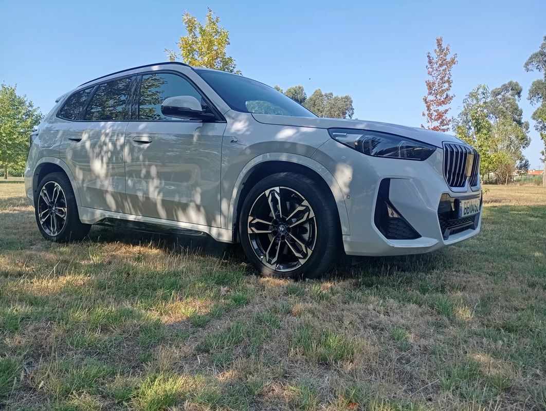 bmw-x1-2023-hibrido-a-gasolina-1499cc