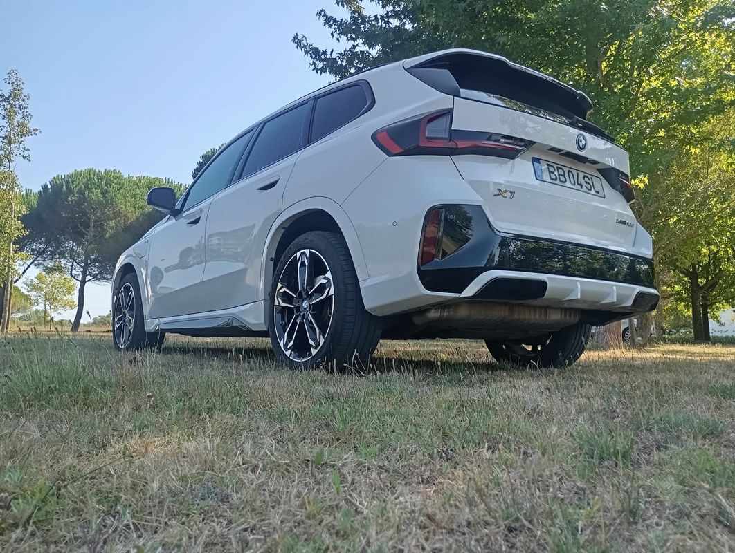 bmw-x1-2023-hibrido-a-gasolina-1499cc