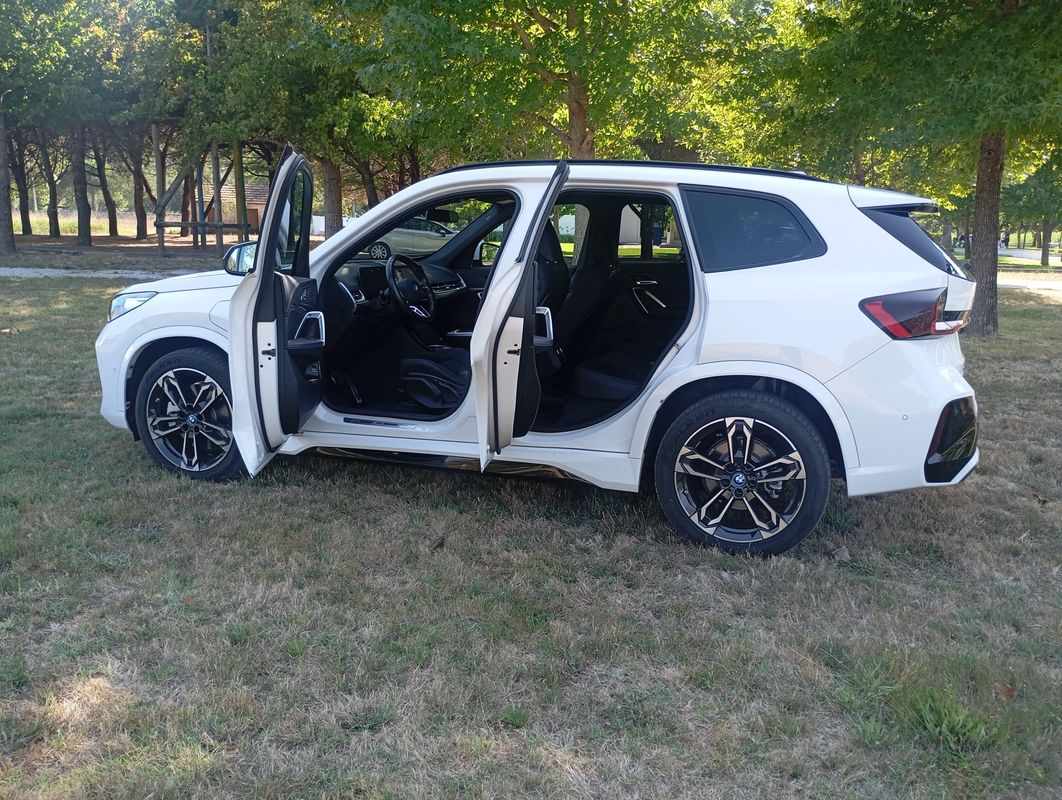 bmw-x1-2023-hibrido-a-gasolina-1499cc